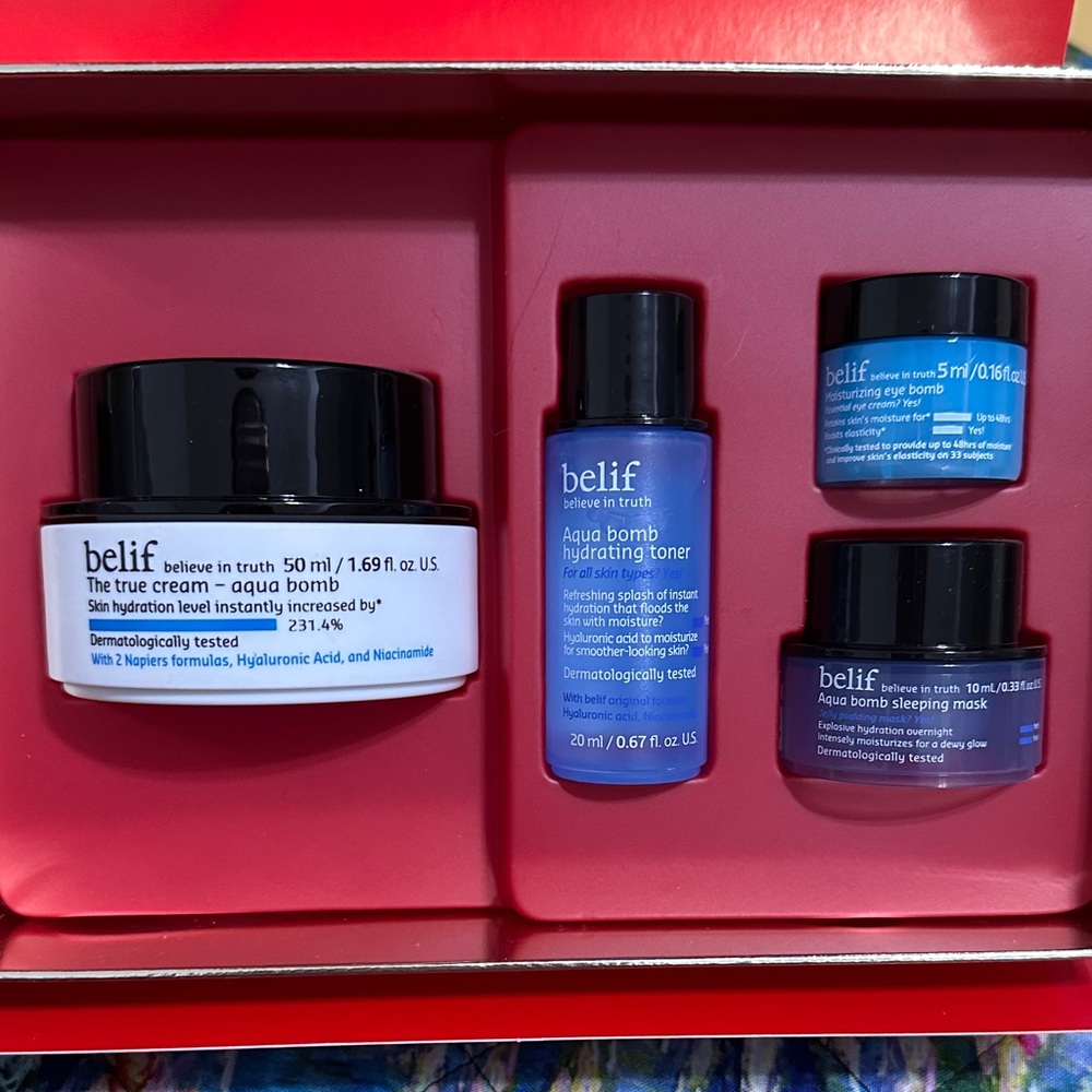 Belif Moisture Festival Hydration Set - Red - Picture 3 of 4